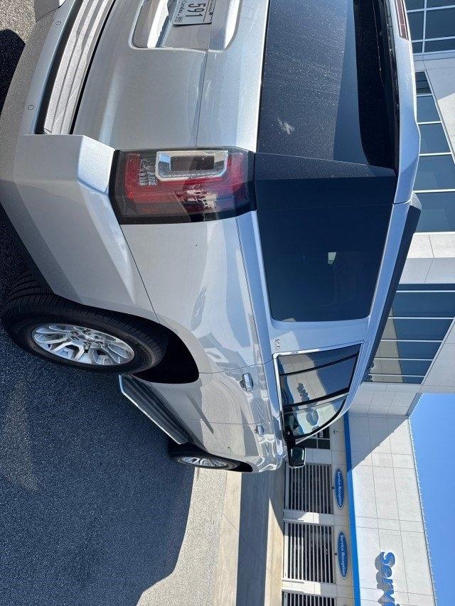 GMC Yukon SLE 4WD 2015