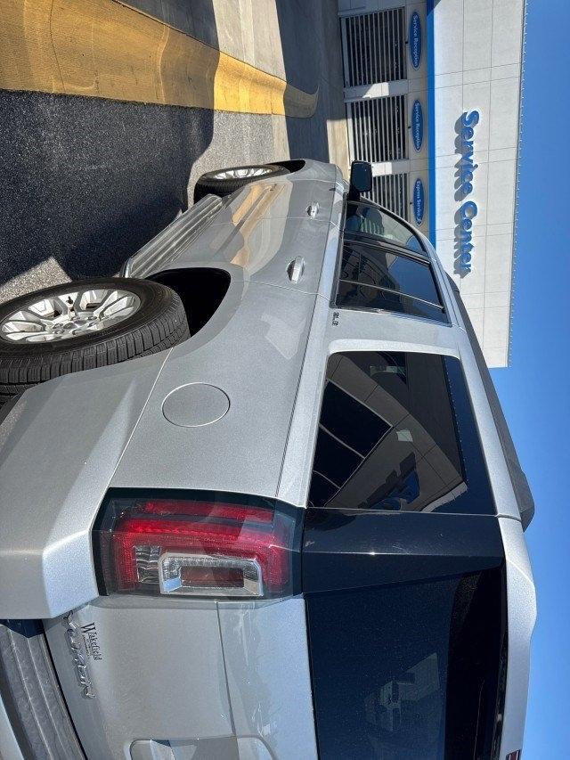 GMC Yukon SLE 4WD 2015