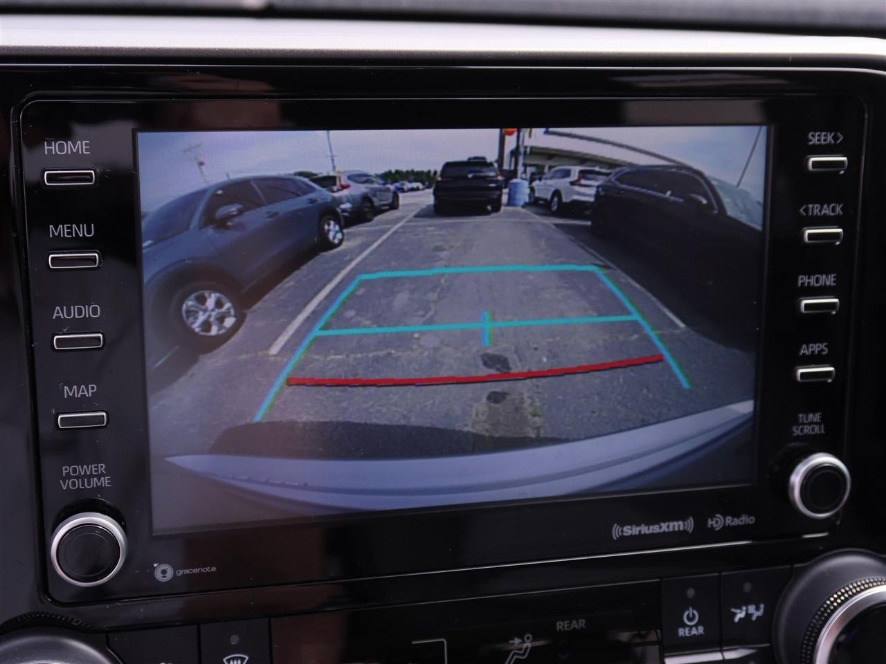 Toyota Highlander XLE FWD V6 2022