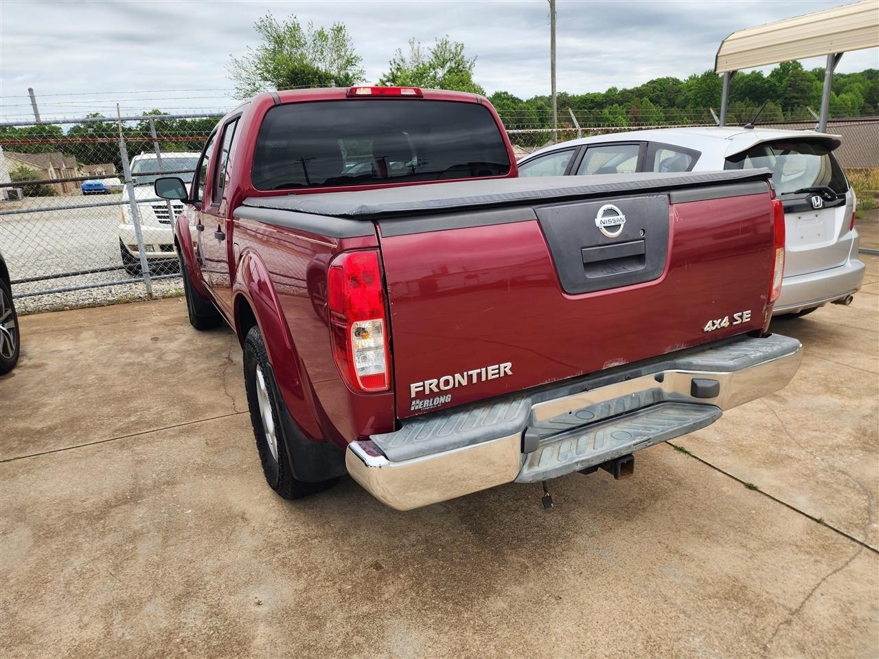 Nissan Frontier SE Crew Cab 4WD 2006