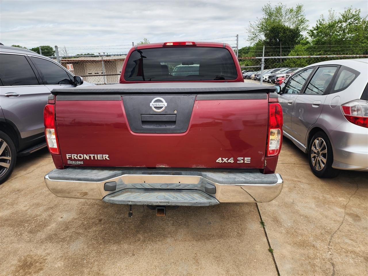 Nissan Frontier SE Crew Cab 4WD 2006