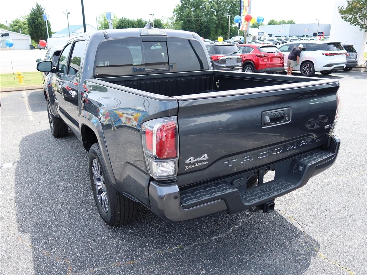 Toyota Tacoma Limited Double Cab V6 6AT 4WD 2023