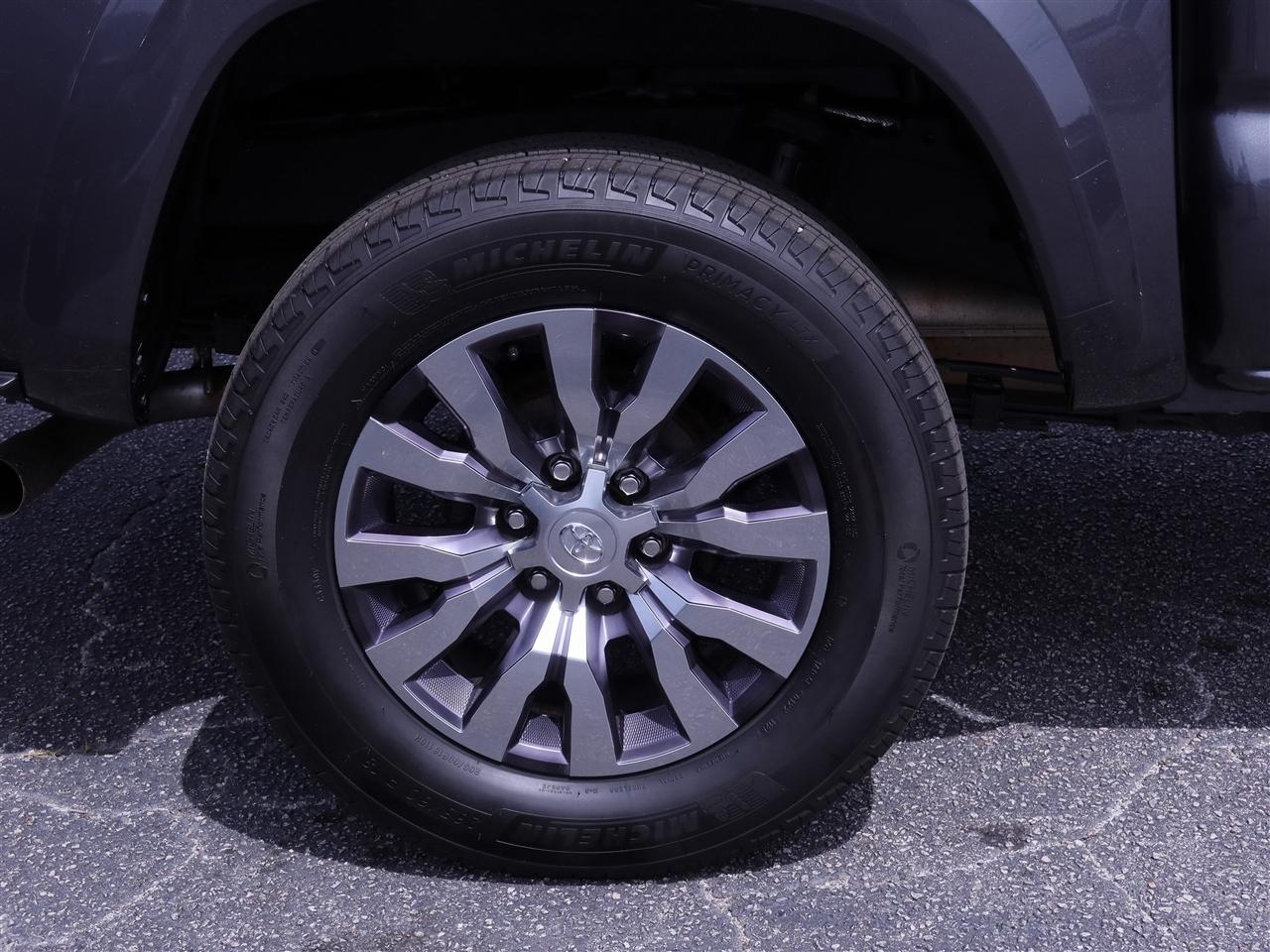 Toyota Tacoma Limited Double Cab V6 6AT 4WD 2023