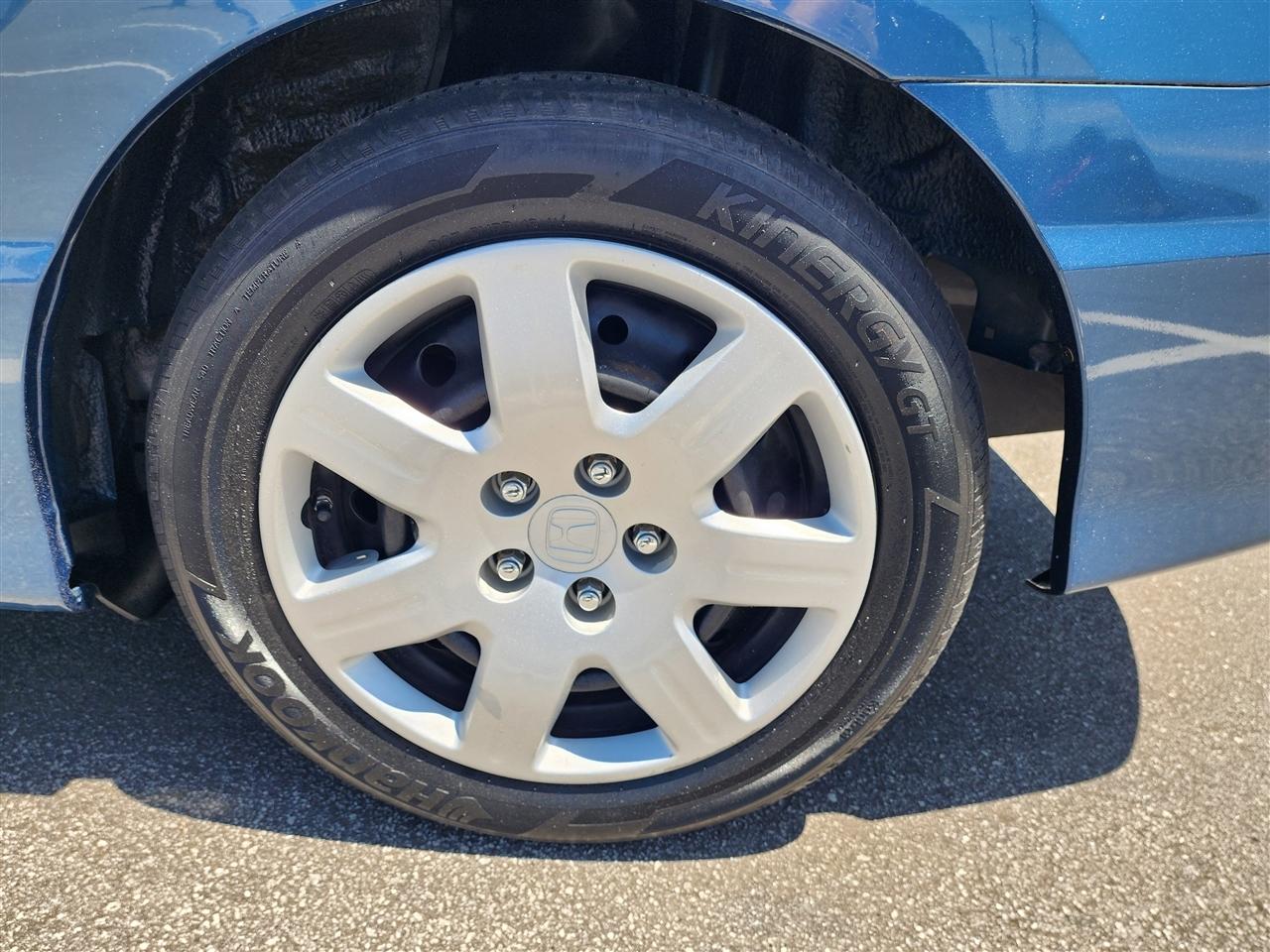 Honda Civic LX Coupe 5-Speed AT 2010