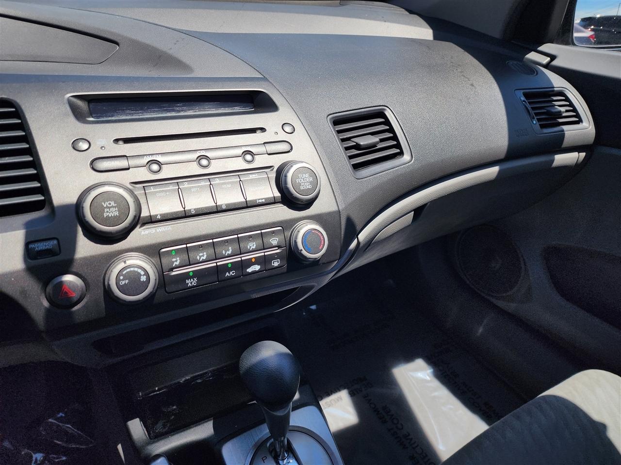Honda Civic LX Coupe 5-Speed AT 2010