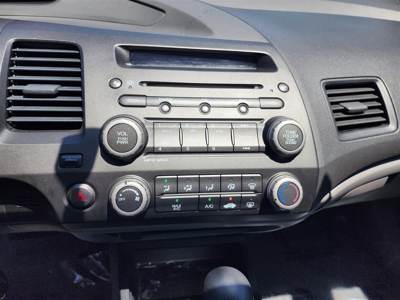 Honda Civic LX Coupe 5-Speed AT 2010