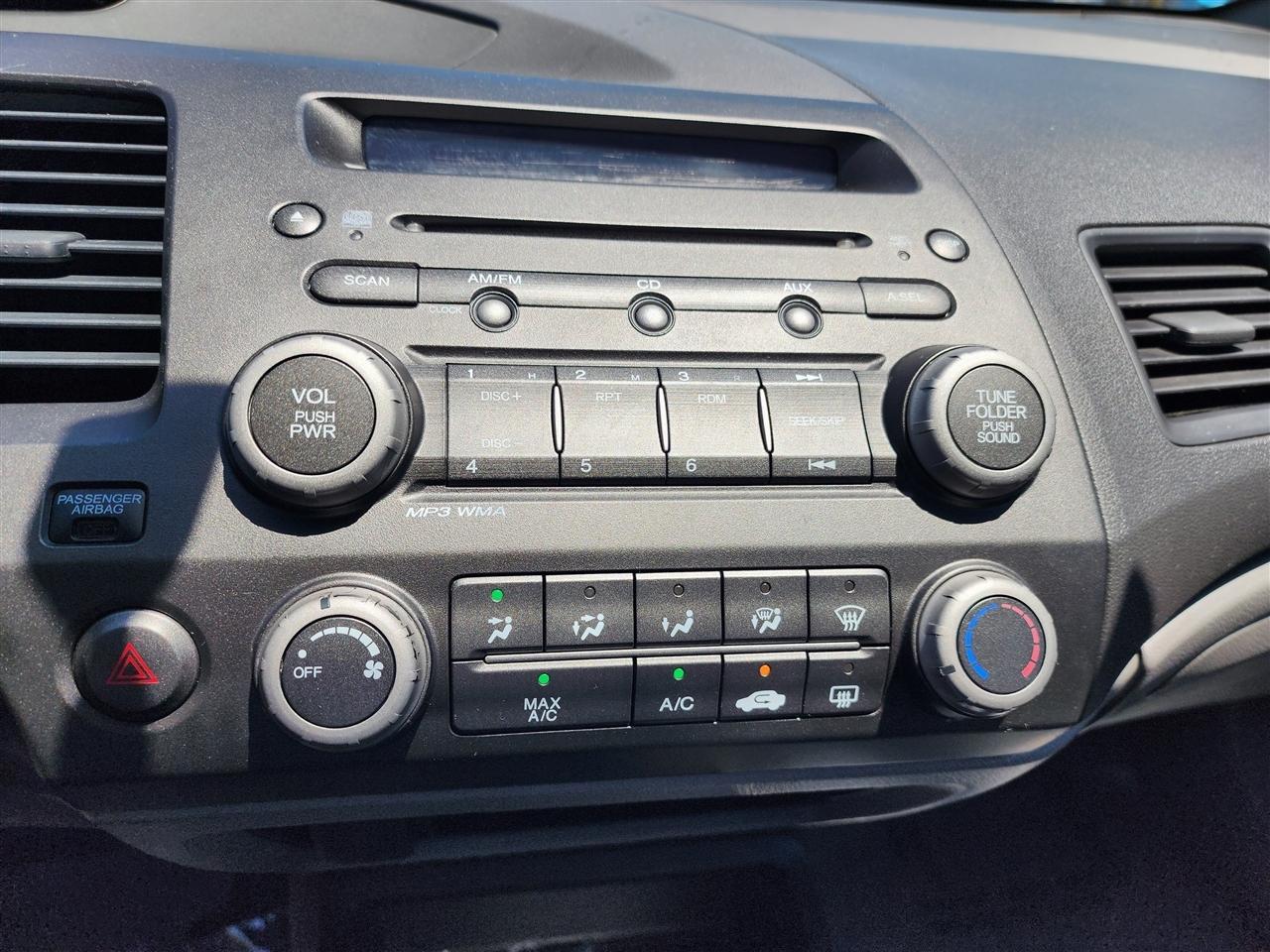 Honda Civic LX Coupe 5-Speed AT 2010