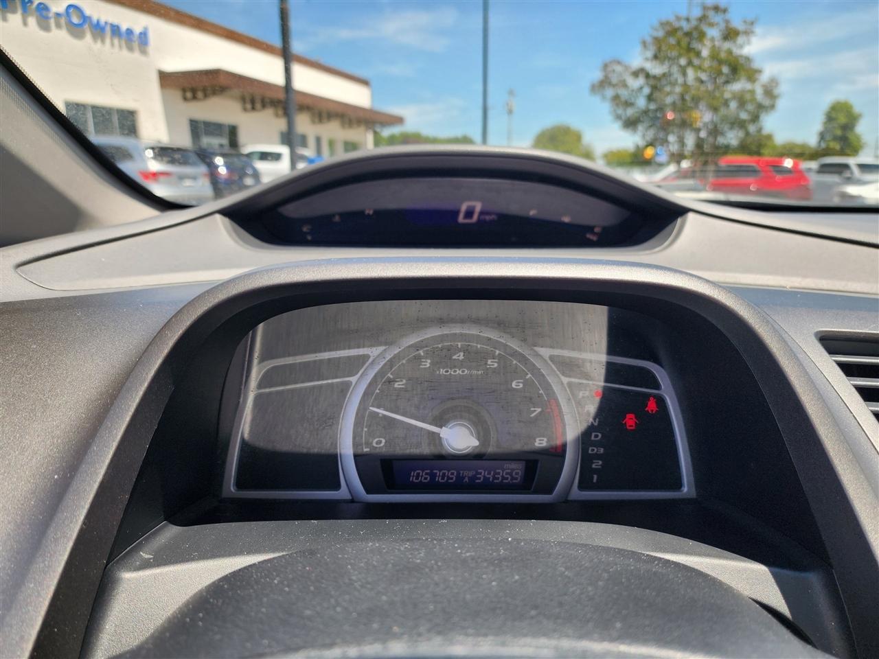 Honda Civic LX Coupe 5-Speed AT 2010