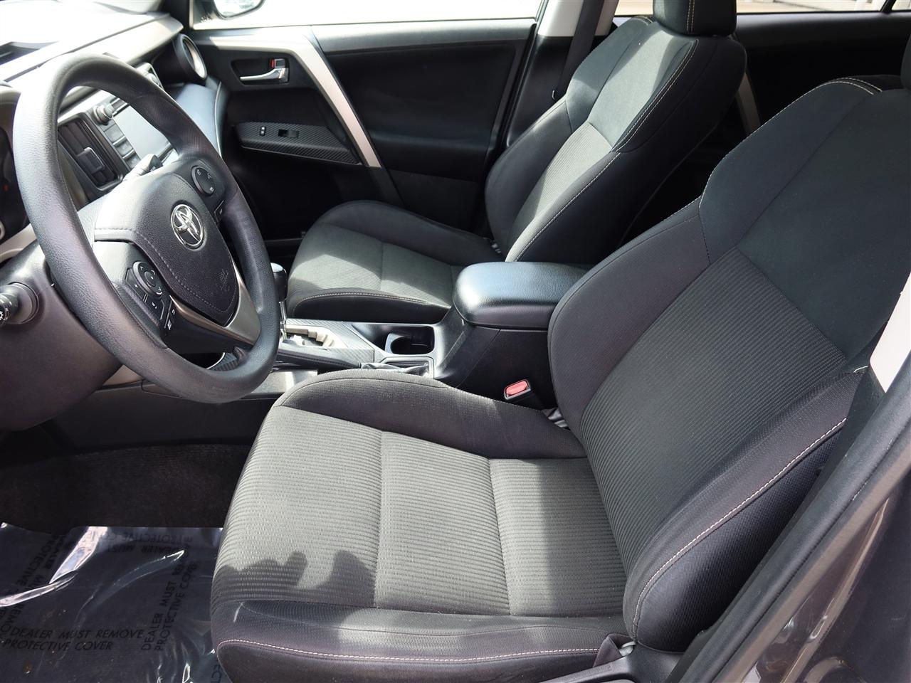 Toyota RAV4 XLE FWD 2015