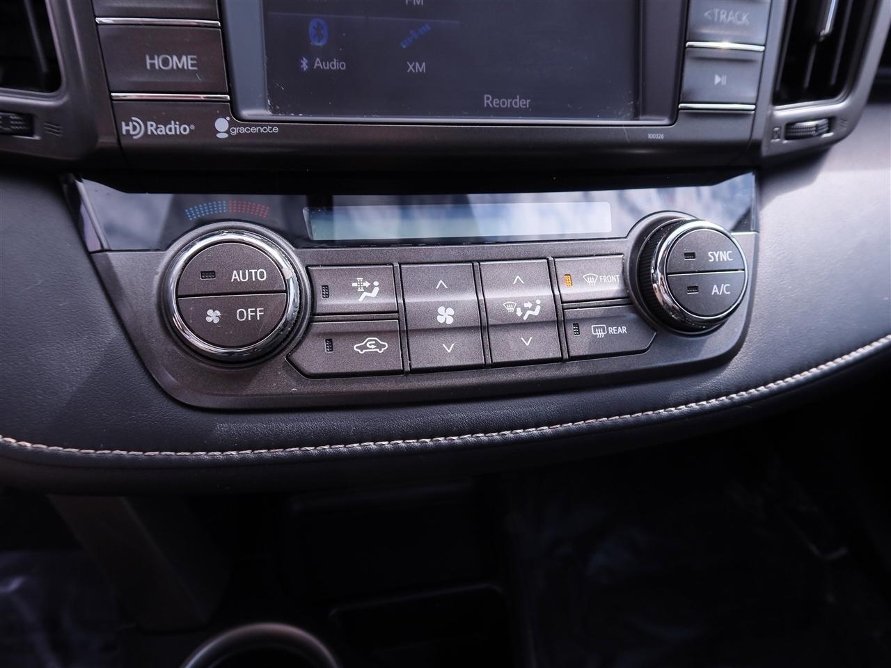 Toyota RAV4 XLE FWD 2015