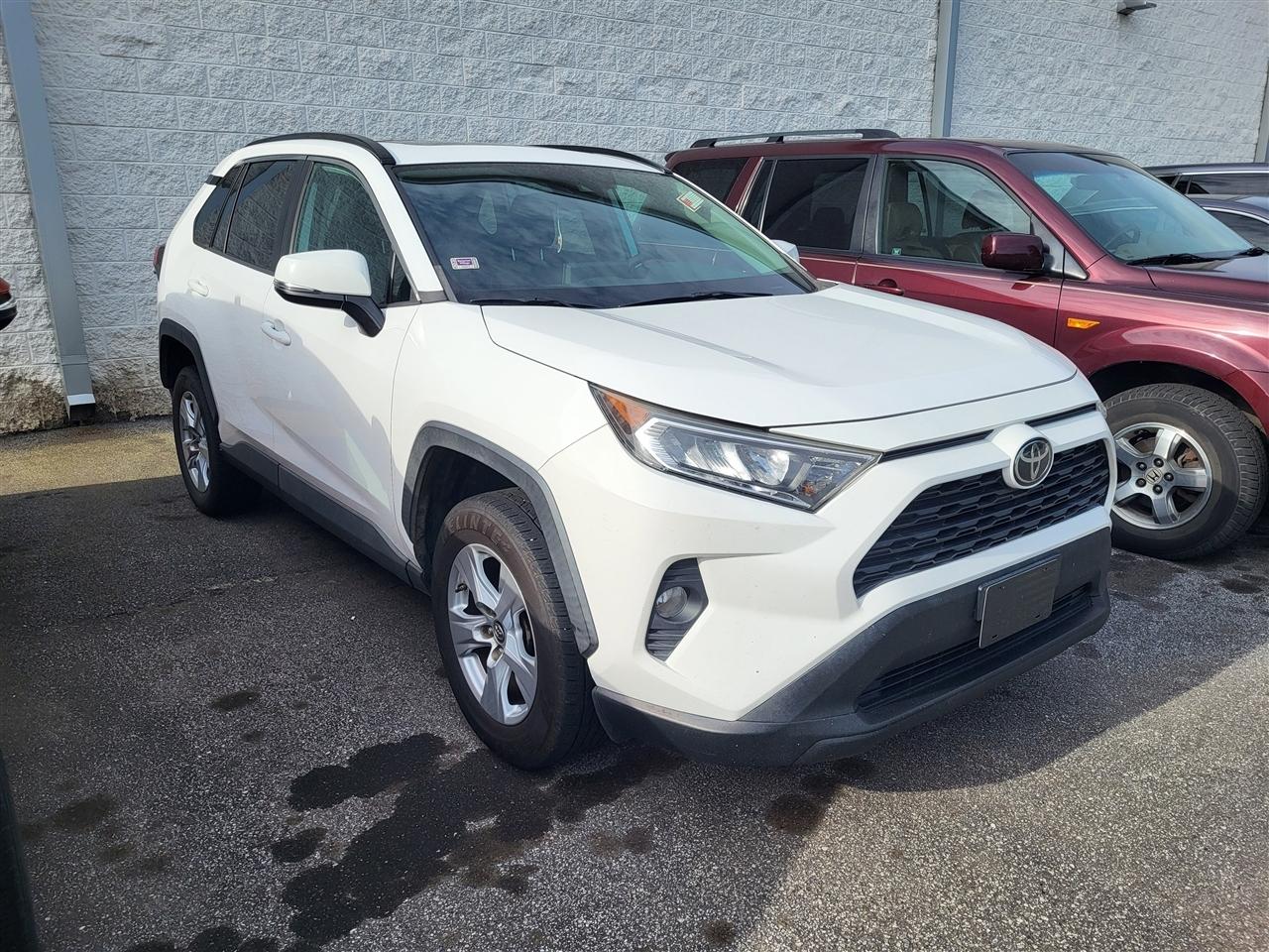 Toyota RAV4 XLE AWD 2019