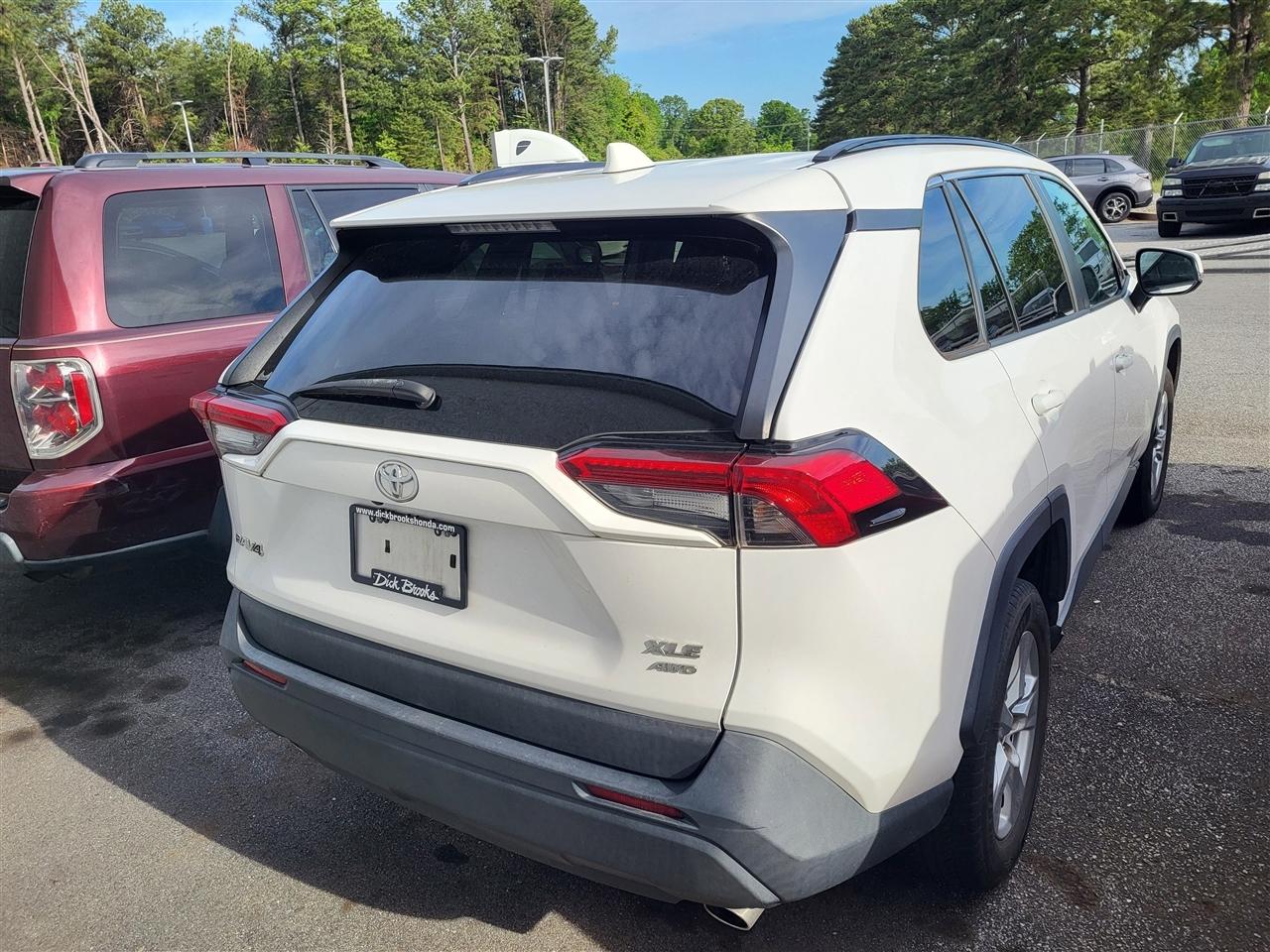 Toyota RAV4 XLE AWD 2019