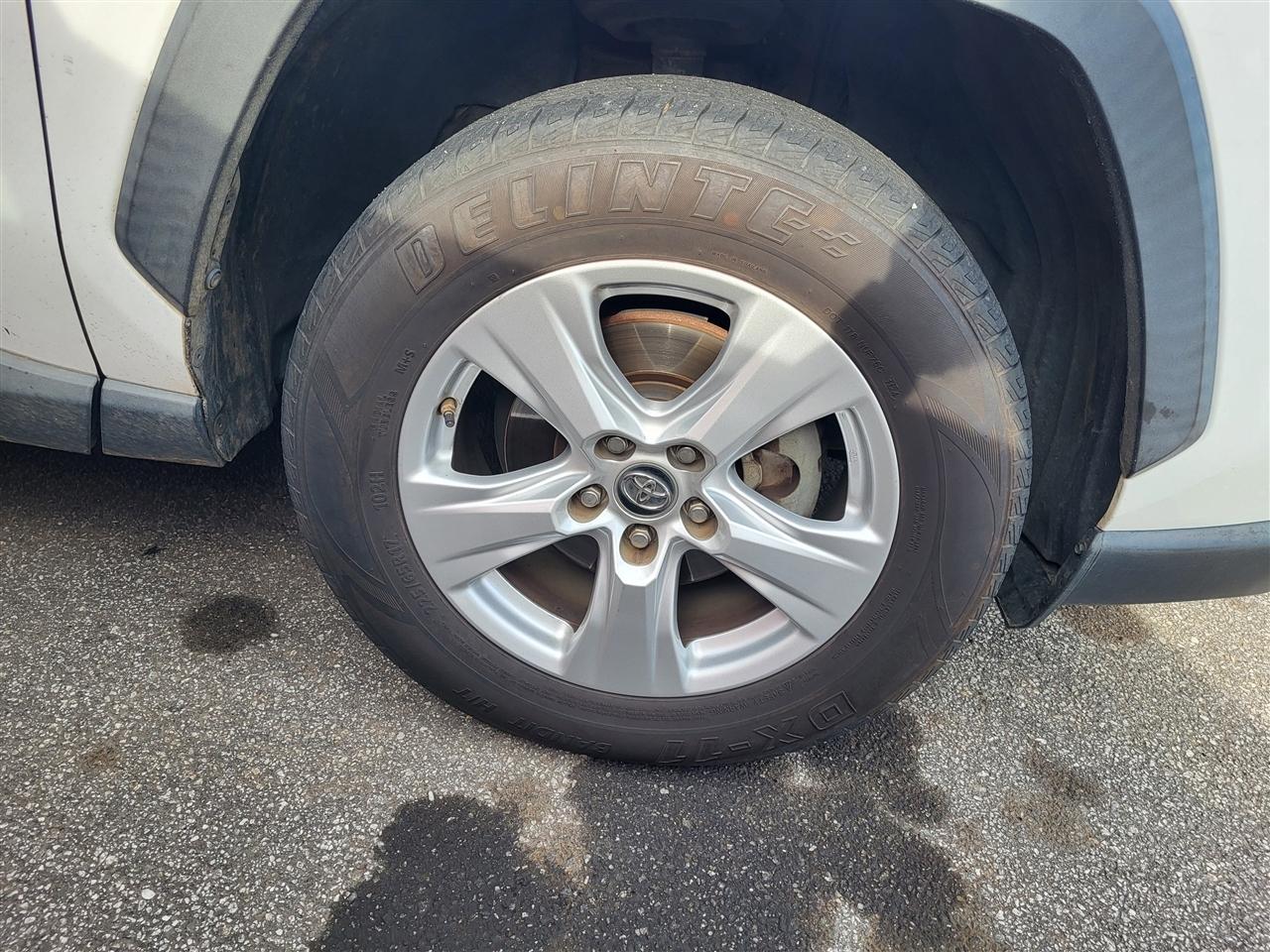 Toyota RAV4 XLE AWD 2019