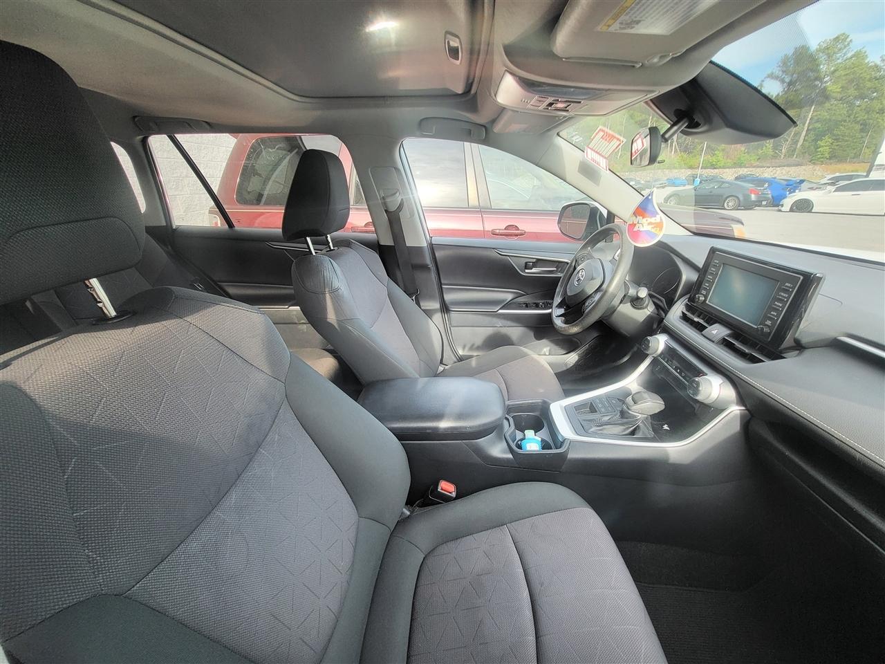 Toyota RAV4 XLE AWD 2019
