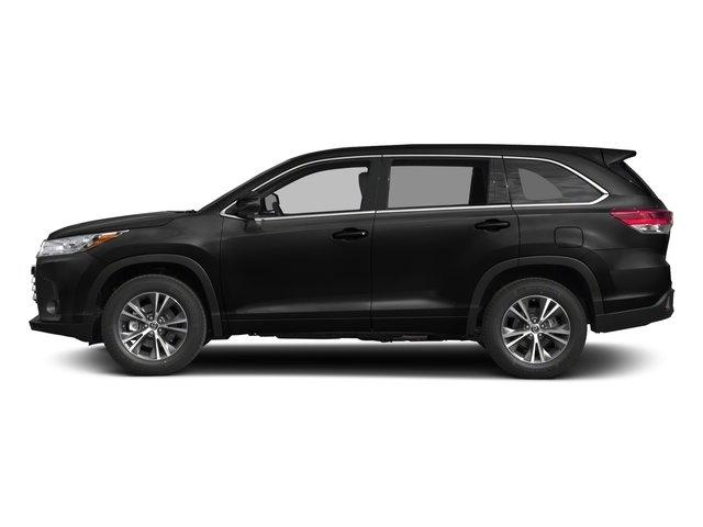 Toyota Highlander LE Plus FWD V6 2017