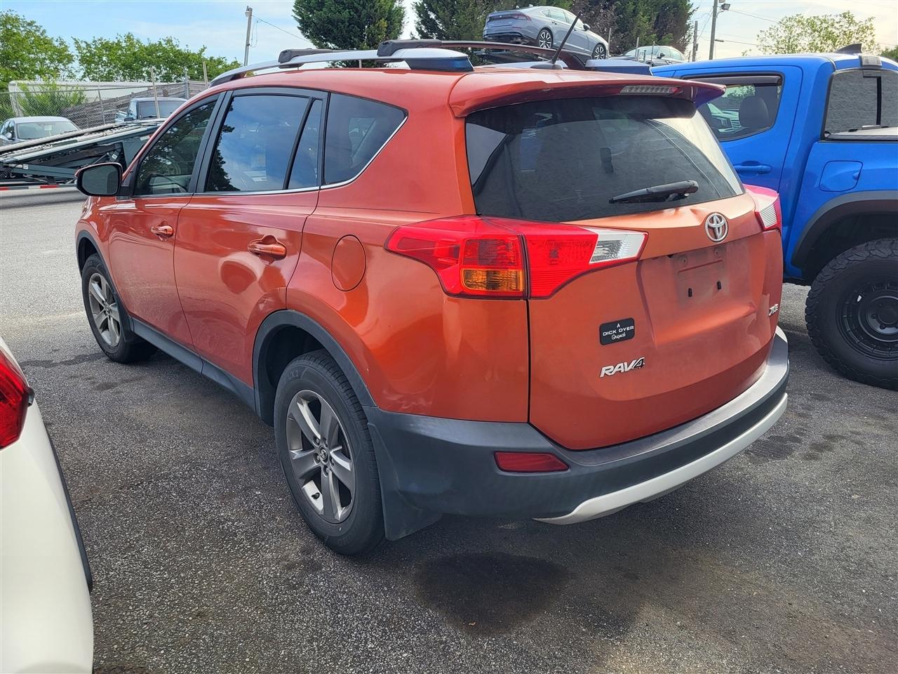 Toyota RAV4 XLE FWD 2015