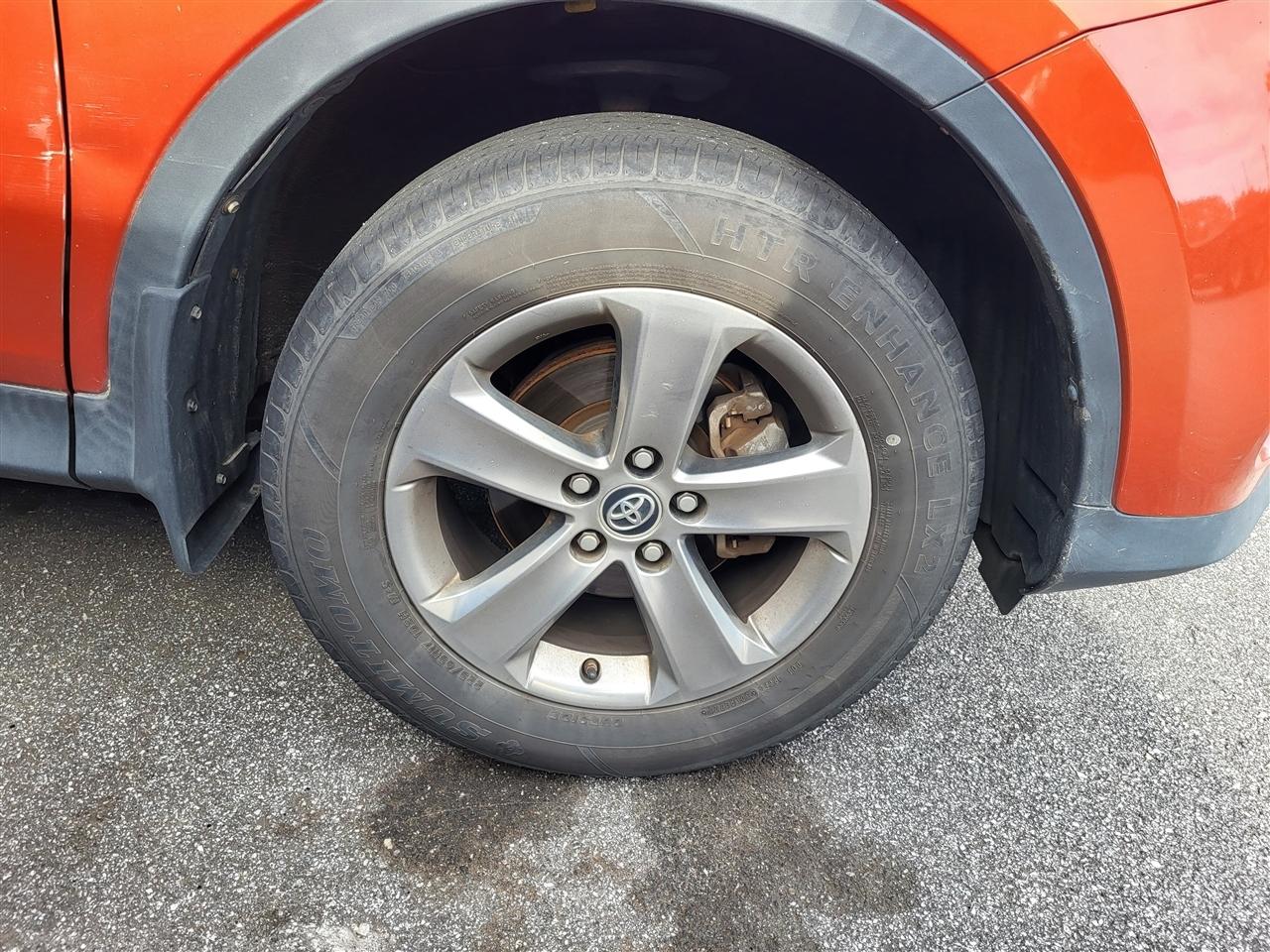 Toyota RAV4 XLE FWD 2015