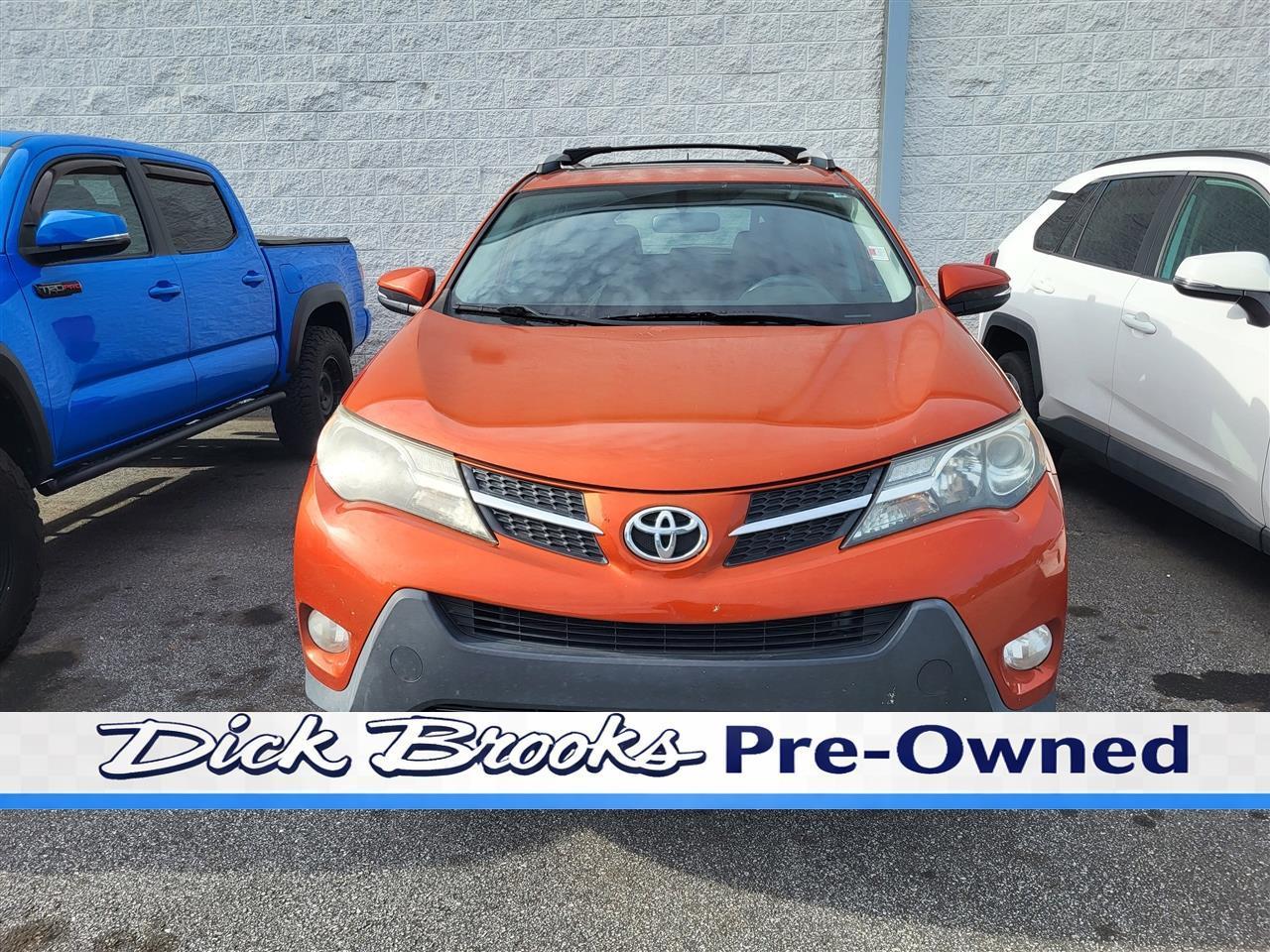Toyota RAV4 XLE FWD 2015