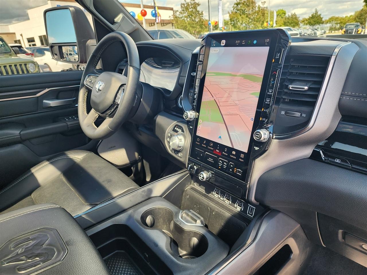 RAM 1500 Rebel Crew Cab SB 4WD 2025