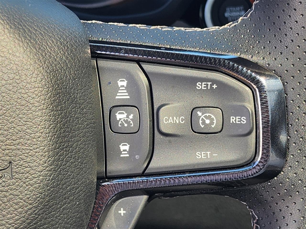 RAM 1500 Rebel Crew Cab SB 4WD 2025