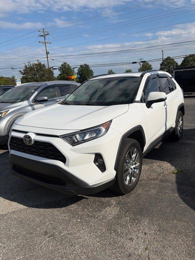 Toyota RAV4 XLE Premium 2020