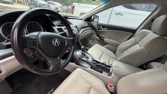 Acura TSX 5-Speed AT with Tech Package 2011