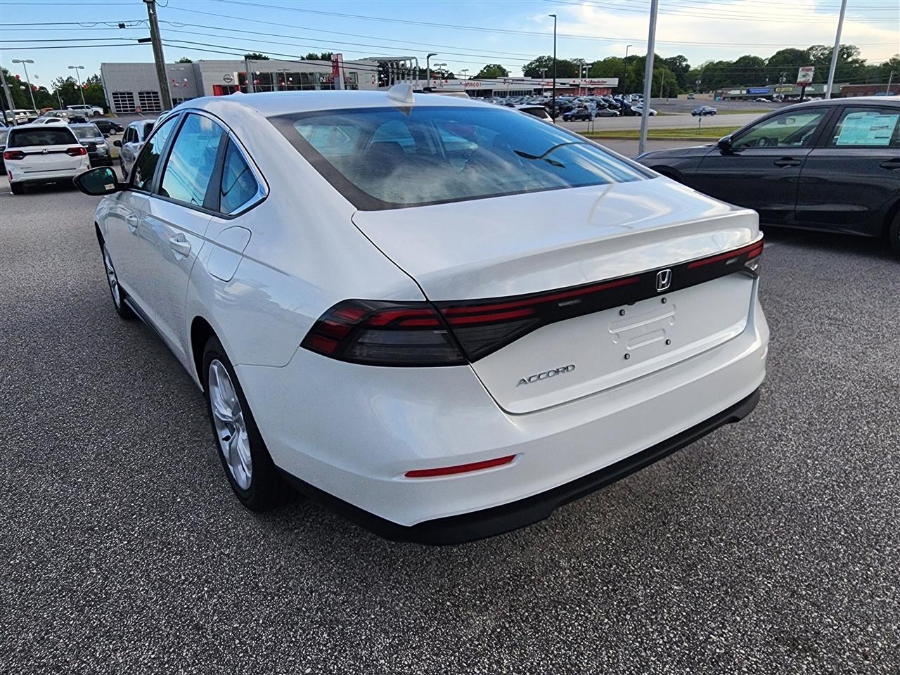 Honda Accord LX 2026