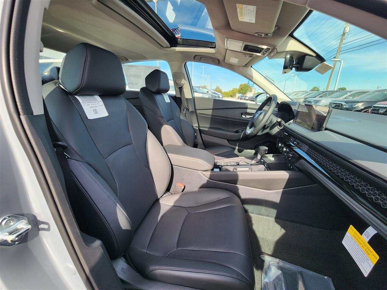 Honda Accord Touring Hybrid 2026