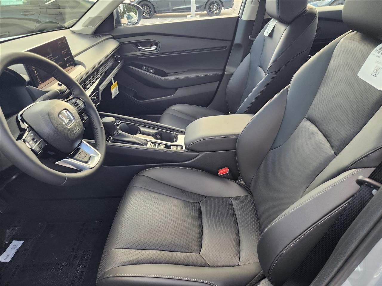 Honda Accord Touring Hybrid 2026
