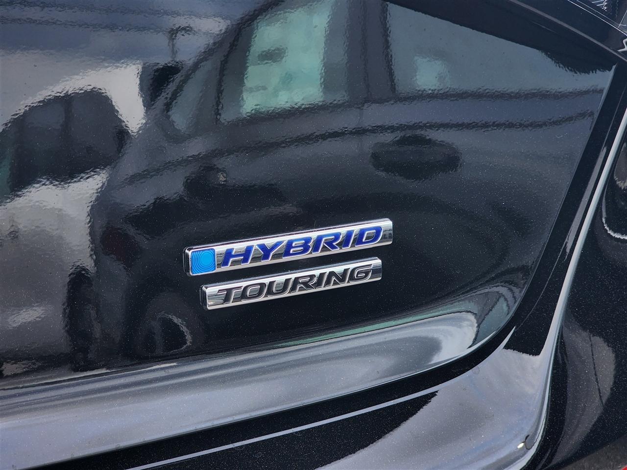 Honda Accord Touring Hybrid 2026