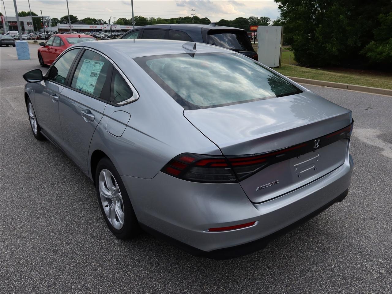 Honda Accord LX 2026