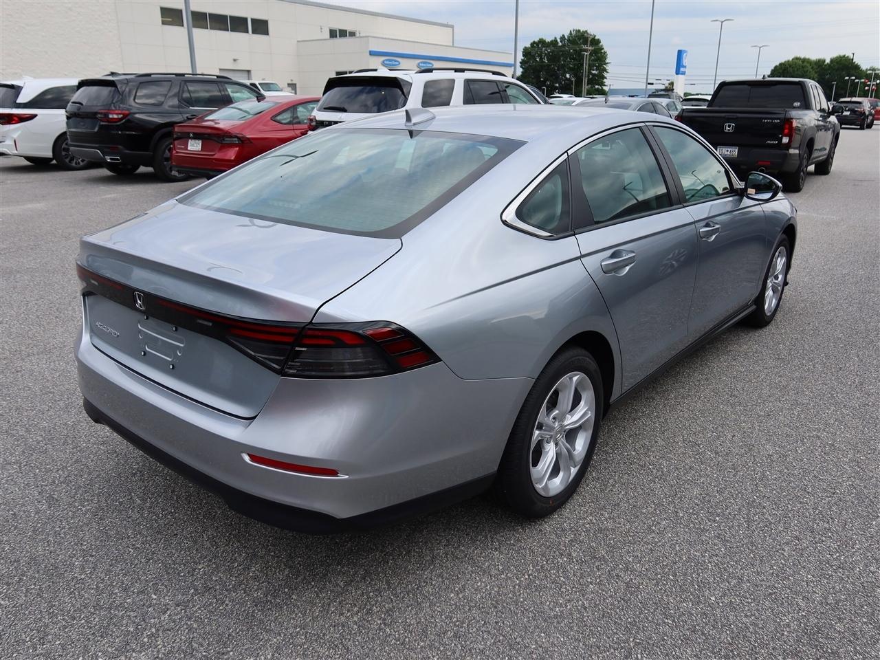 Honda Accord LX 2026