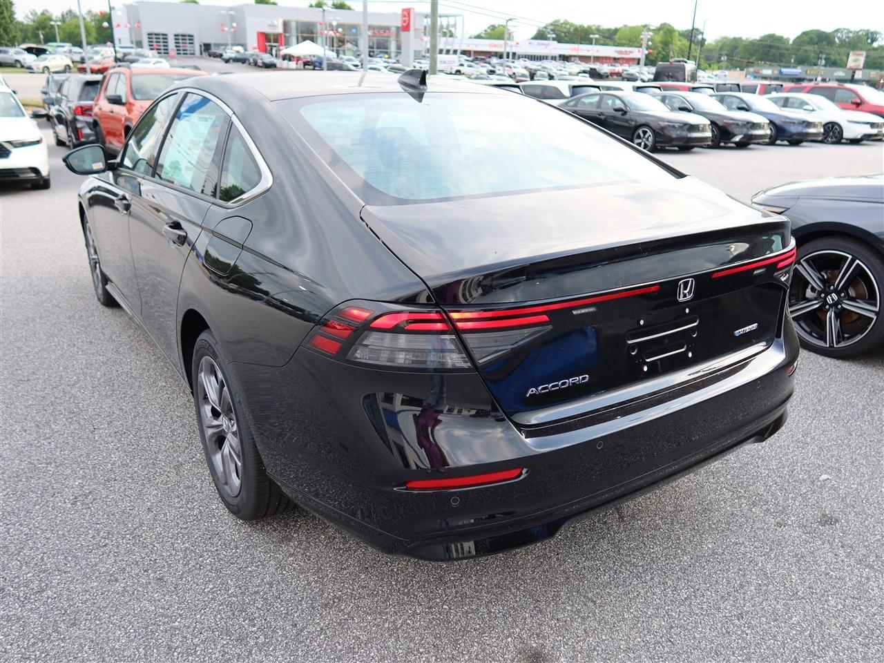 Honda Accord EX-L Hybrid 2026