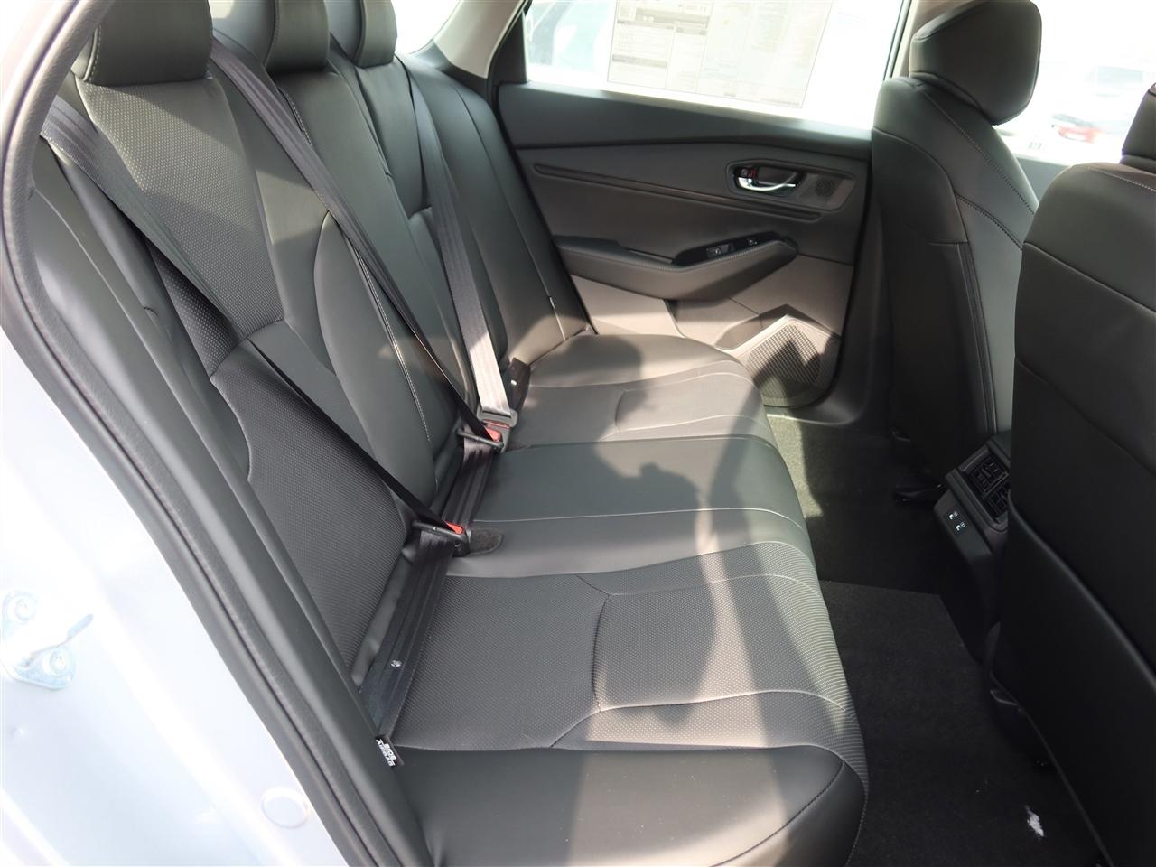 Honda Accord Touring Hybrid 2026