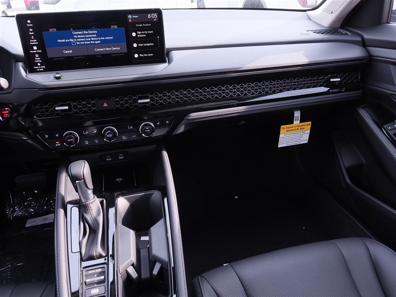 Honda Accord Touring Hybrid 2026