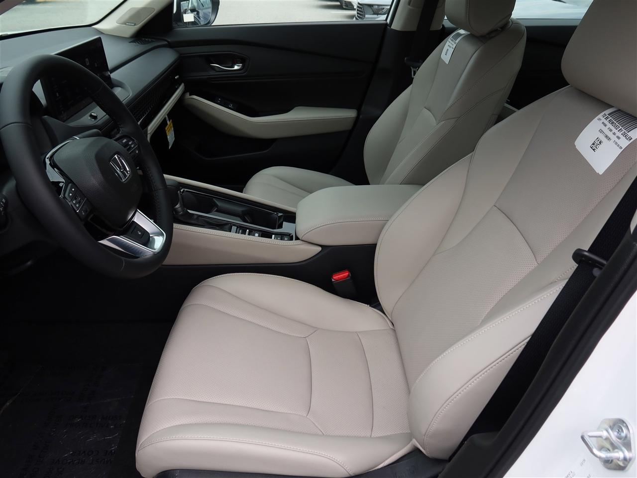 Honda Accord Touring Hybrid 2026