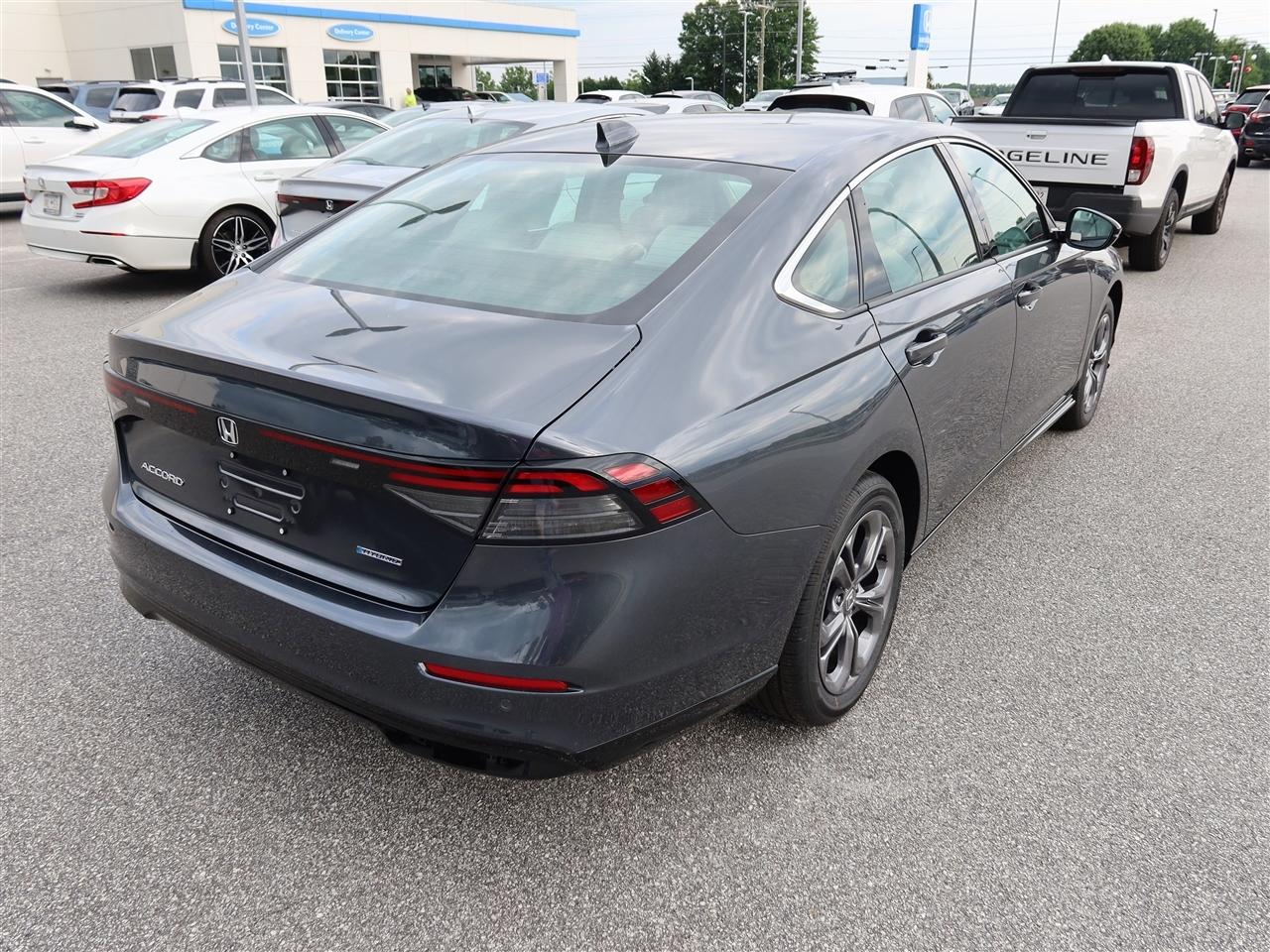 Honda Accord EX-L Hybrid 2026