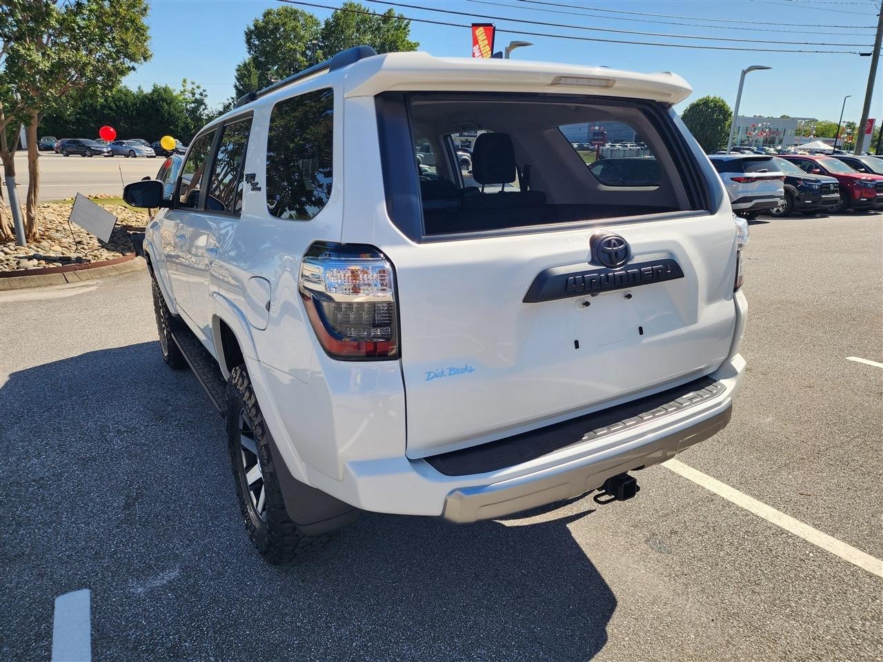 Toyota 4Runner TRD Off-road 4WD 2022