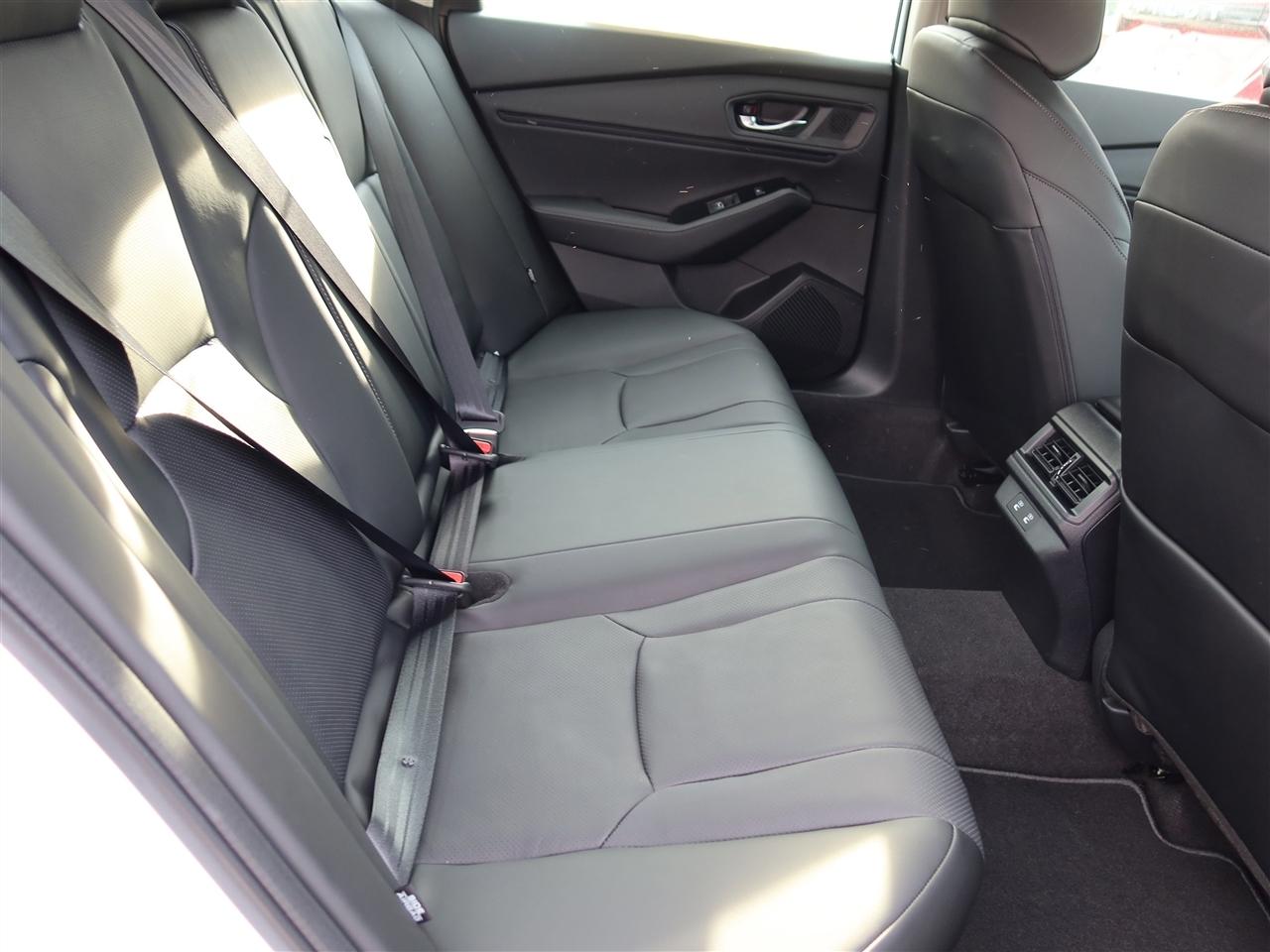 Honda Accord Touring Hybrid 2026