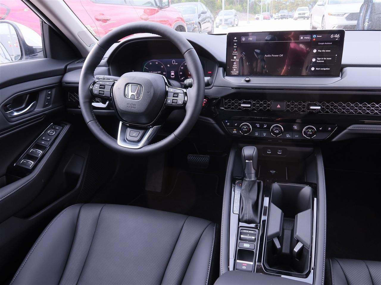 Honda Accord Touring Hybrid 2026