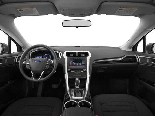 Ford Fusion S 2016