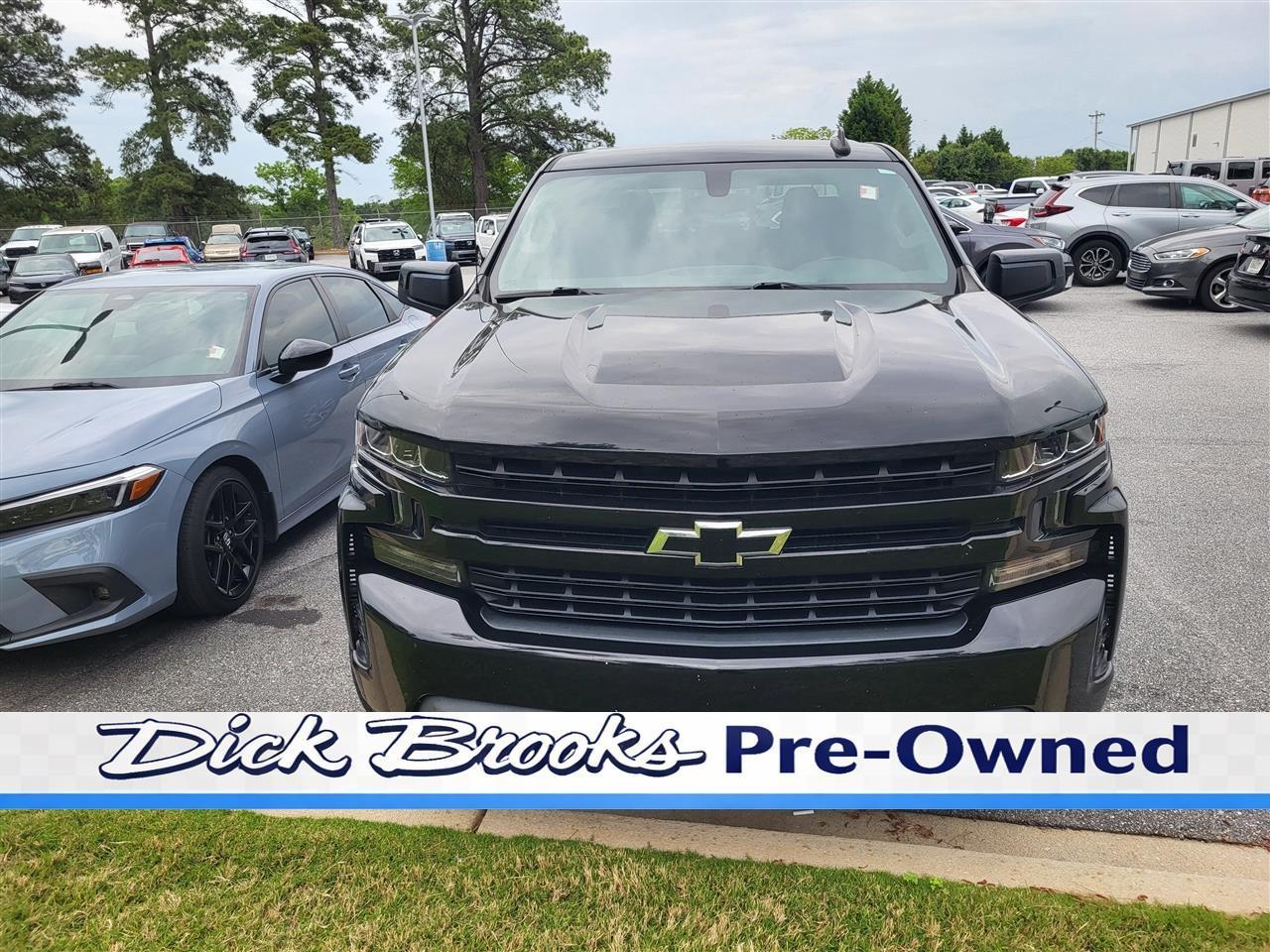 2019 Chevrolet Silverado 1500 RST Crew Cab 4WD