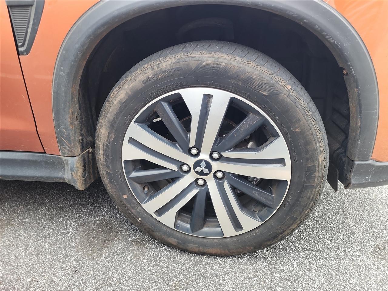 Mitsubishi Outlander Sport 2.0 ES 4WD 2024