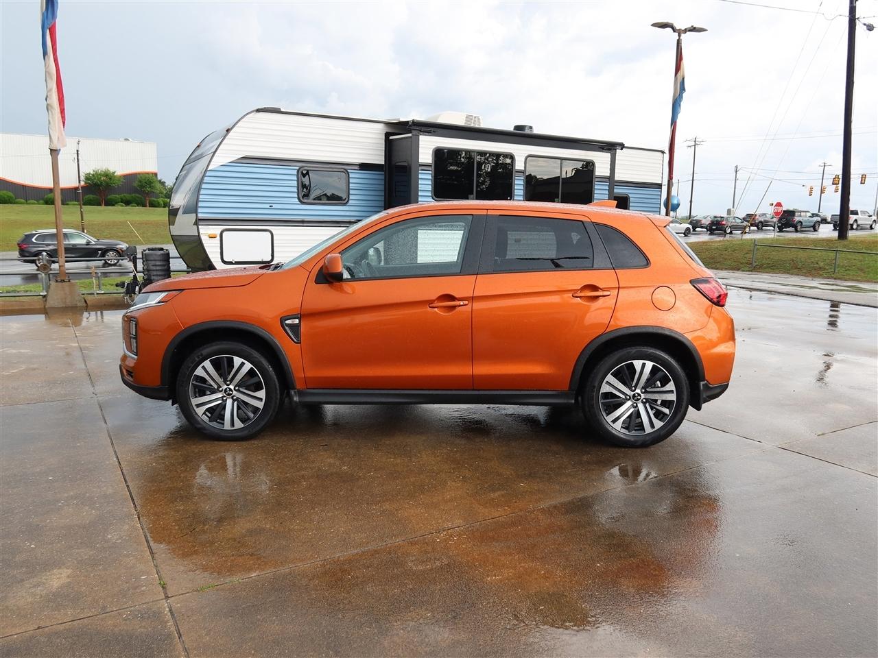 Mitsubishi Outlander Sport 2.0 ES 4WD 2024