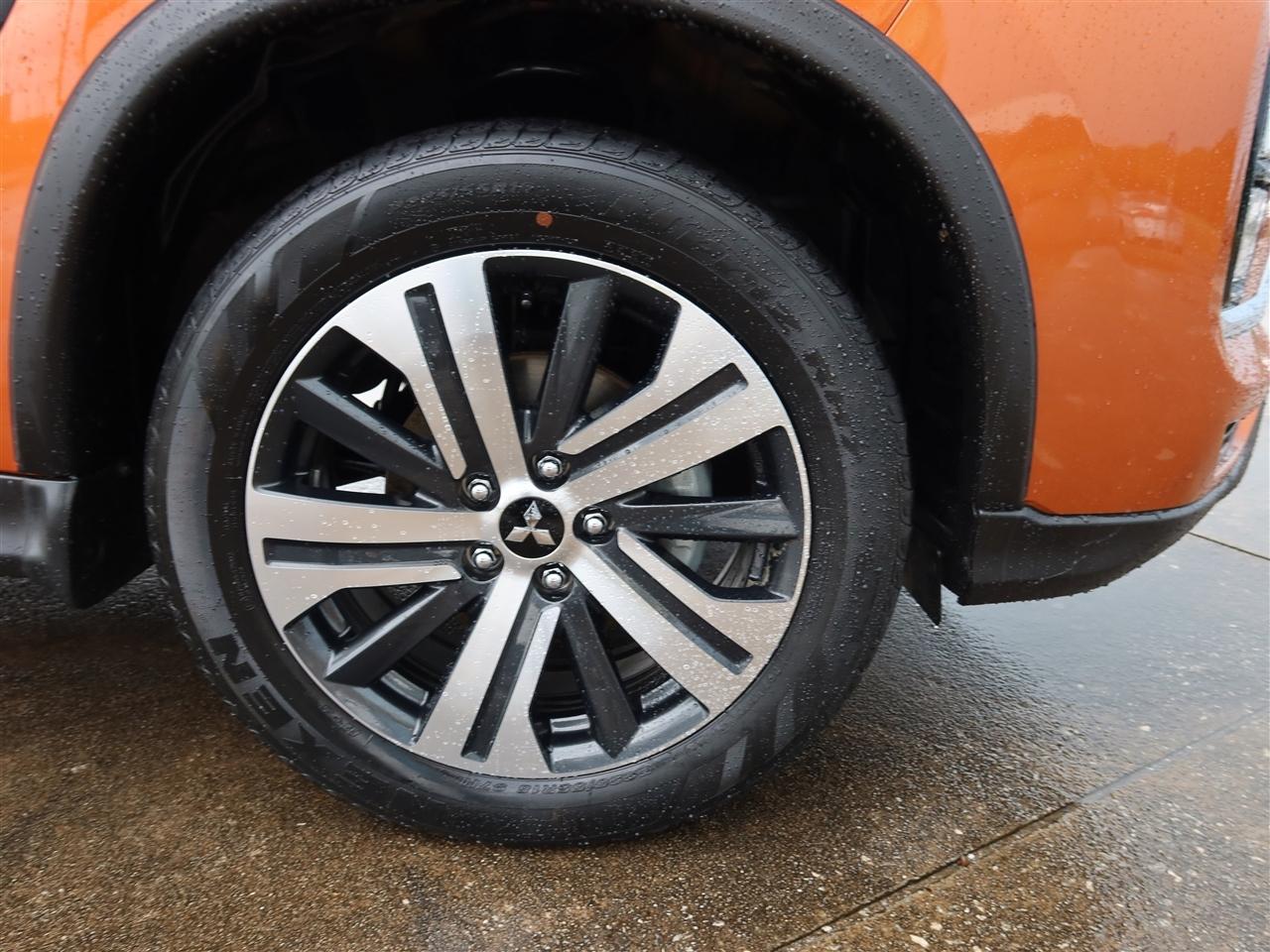 Mitsubishi Outlander Sport 2.0 ES 4WD 2024