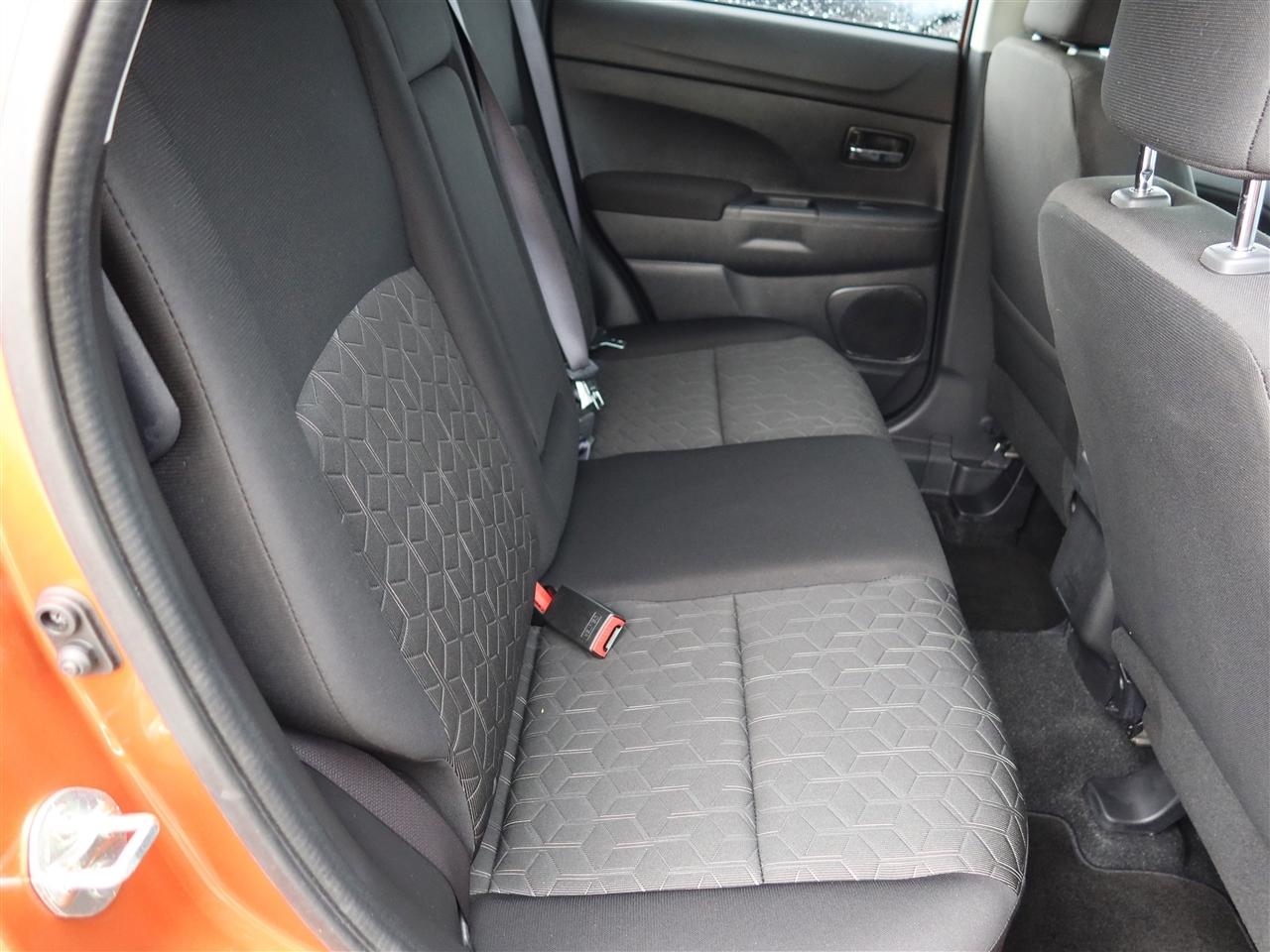 Mitsubishi Outlander Sport 2.0 ES 4WD 2024