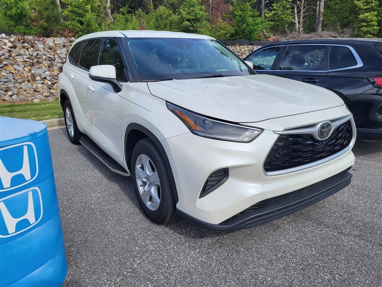 Toyota Highlander L 2021