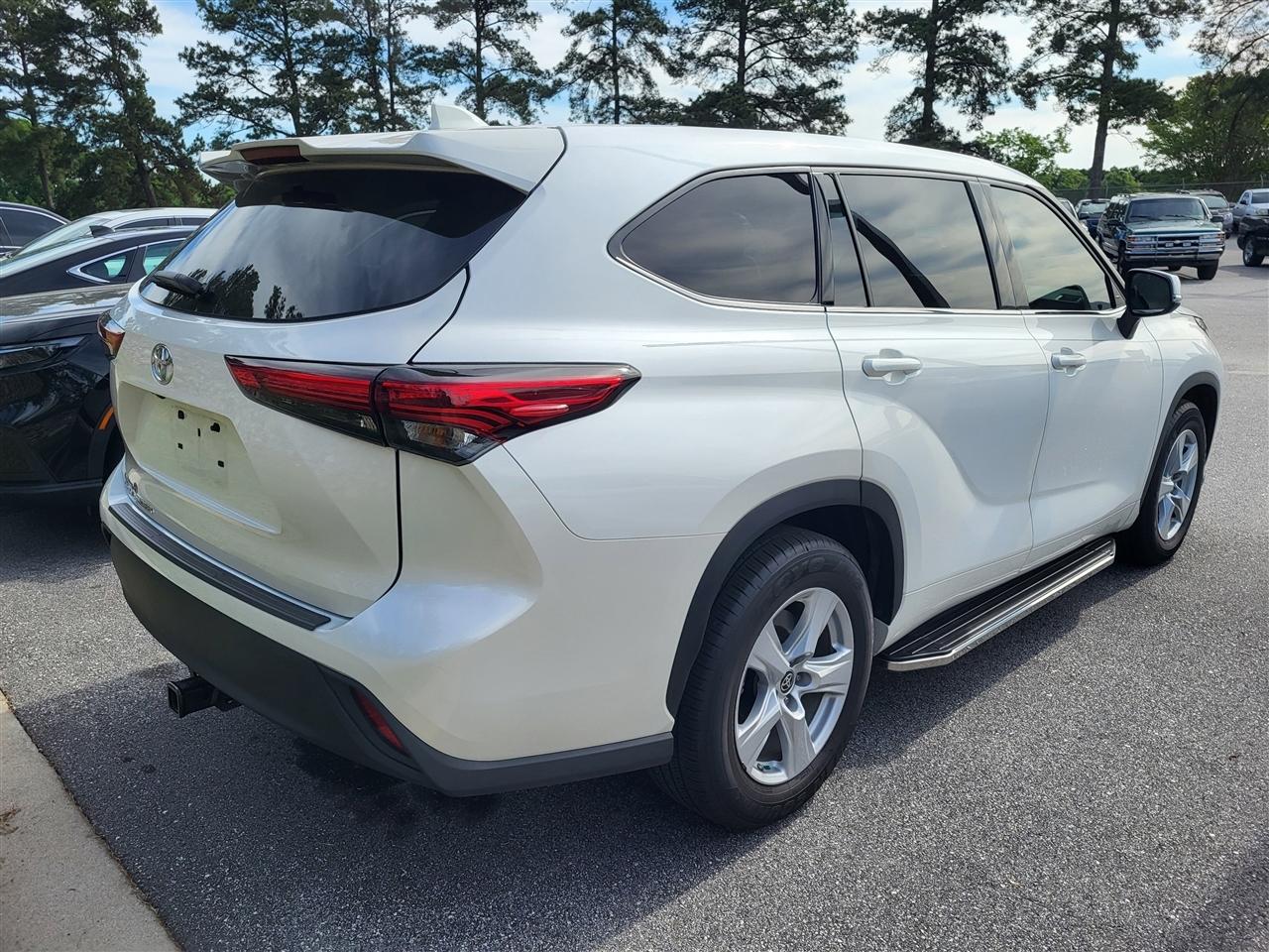 Toyota Highlander L 2021