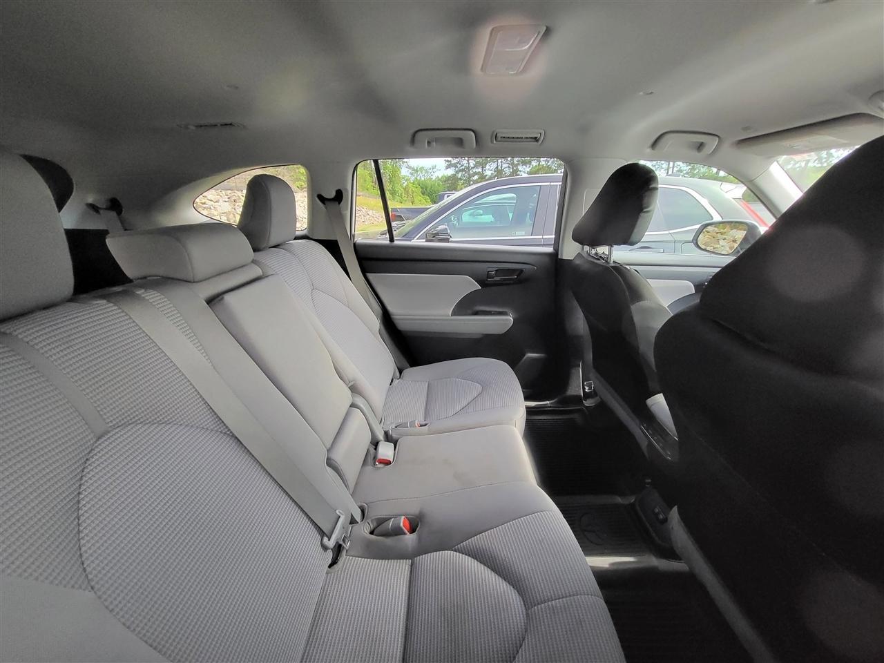 Toyota Highlander L 2021
