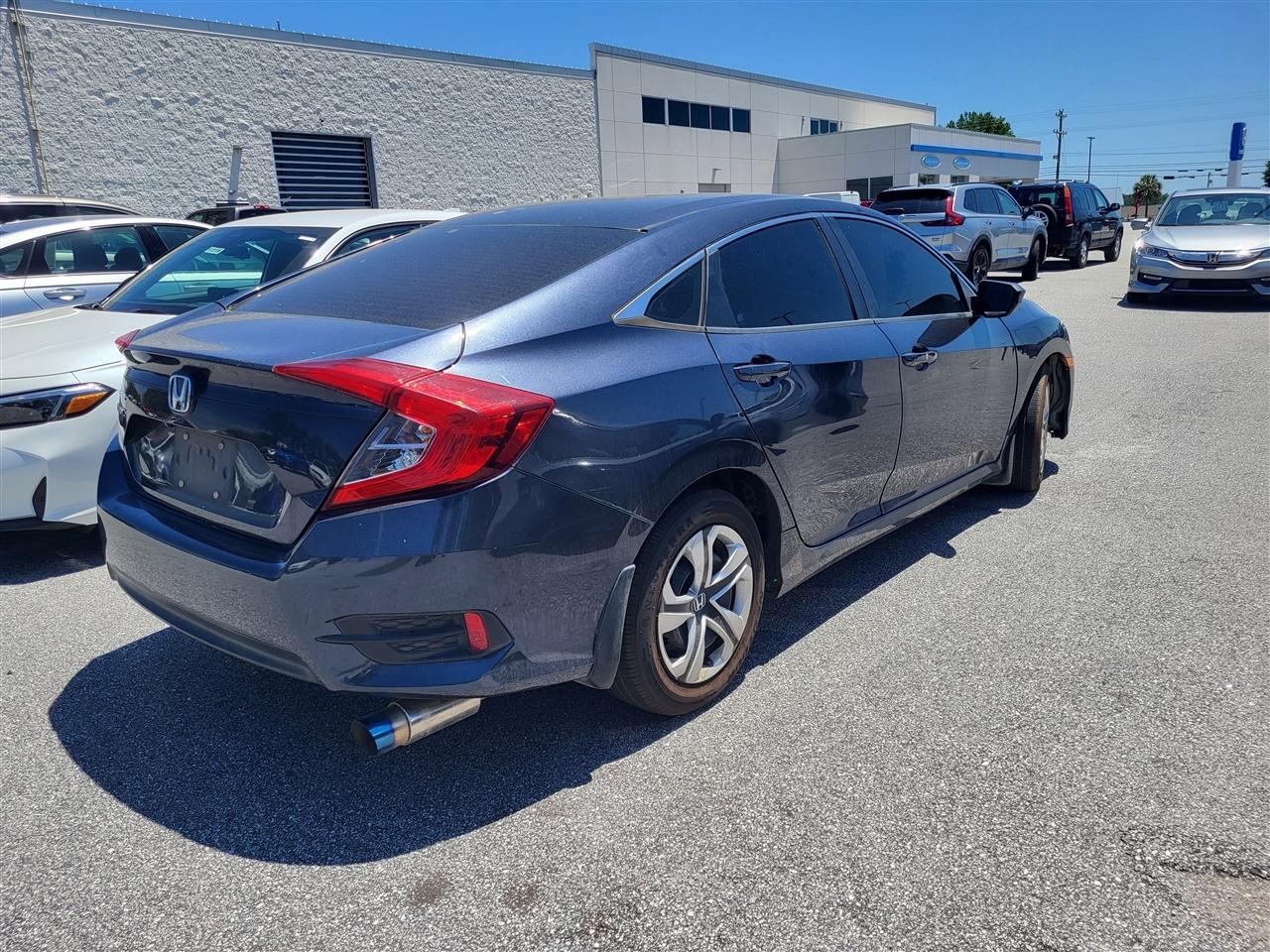 Honda Civic LX Sedan CVT 2017